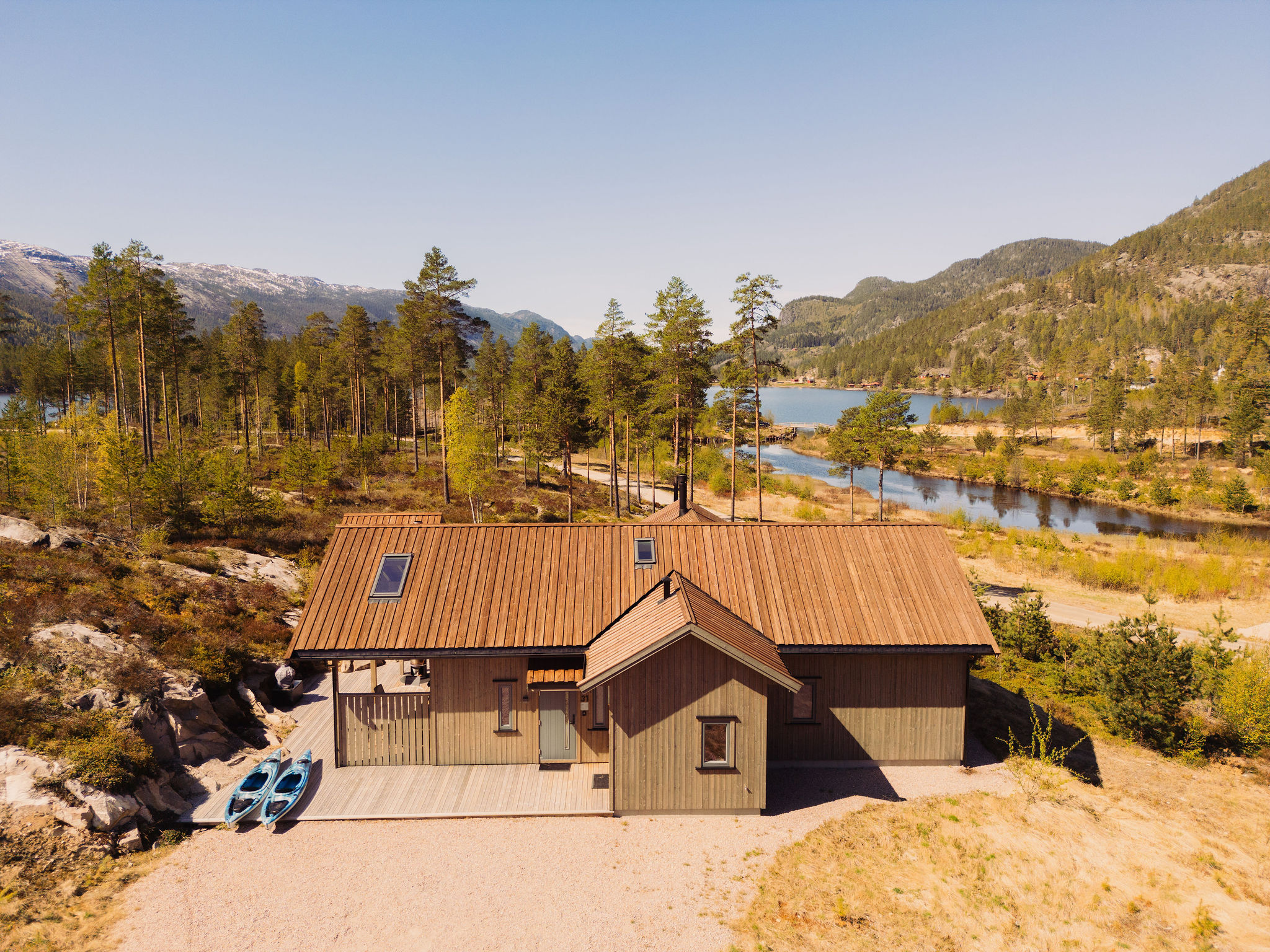{{woning}} — het huis aan het water